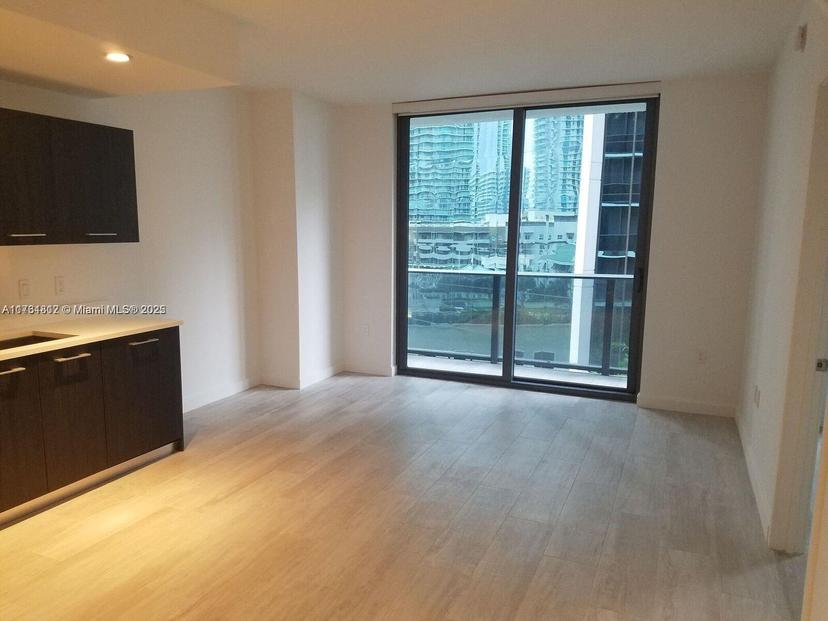 Picture of 55 SW 9Th St # 1107, Miami FL 33130