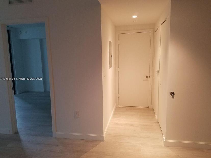 Picture of 55 SW 9Th St # 1107, Miami FL 33130