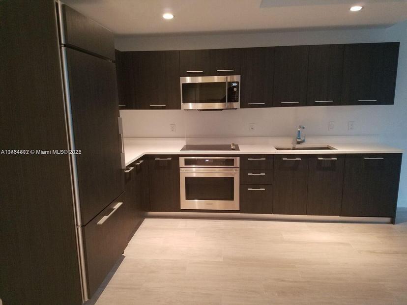 Picture of 55 SW 9Th St # 1107, Miami FL 33130
