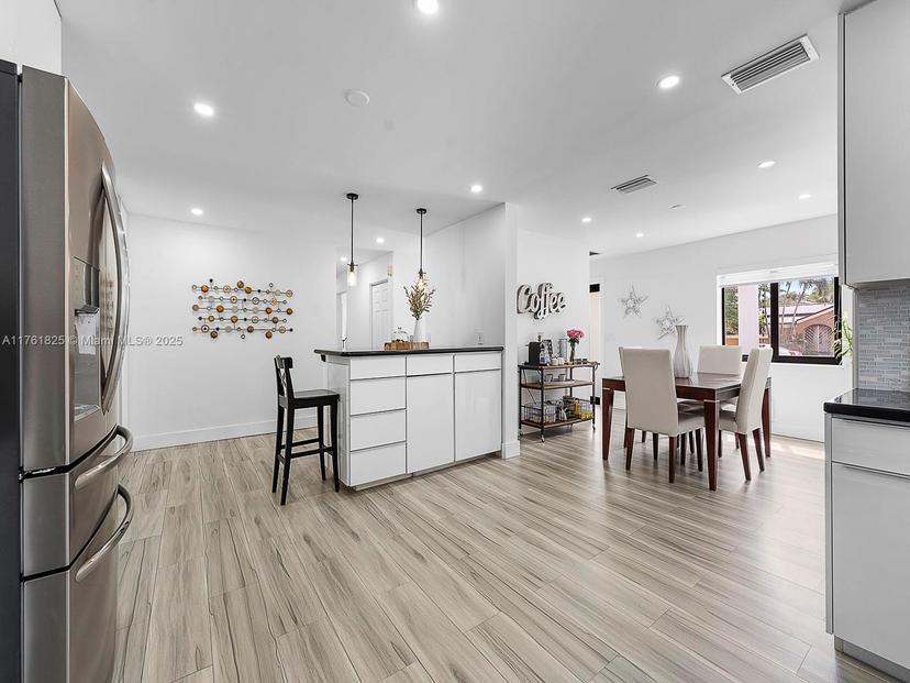 Picture of 15521 SW 152Nd Ter, Miami FL 33187