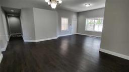 Picture of 675 Maplewood Ct, Weston, FL 33327
