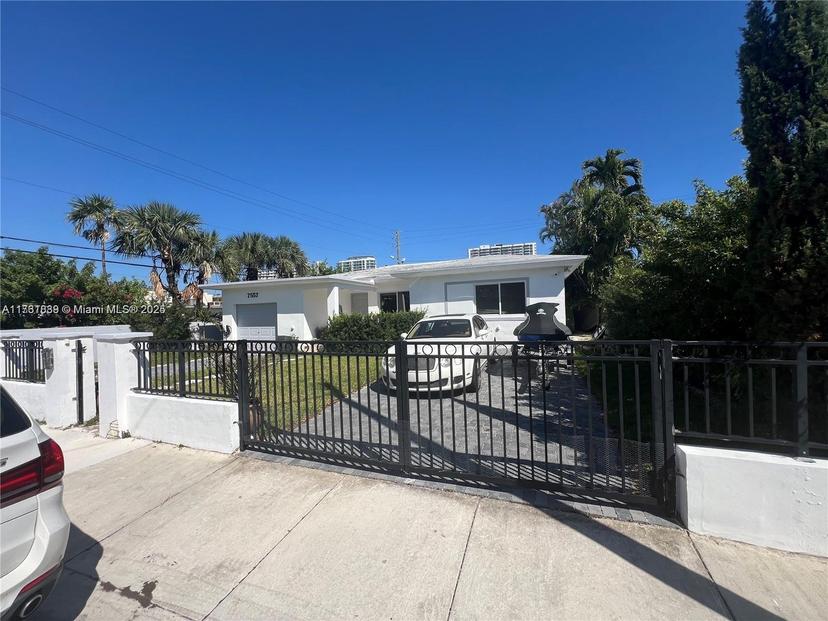 Picture of 7557 Mutiny Ave, North Bay Village FL 33141