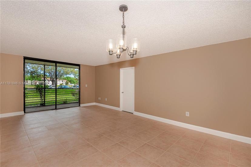 Picture of 901 Colony Point Cir # 102, Pembroke Pines FL 33026