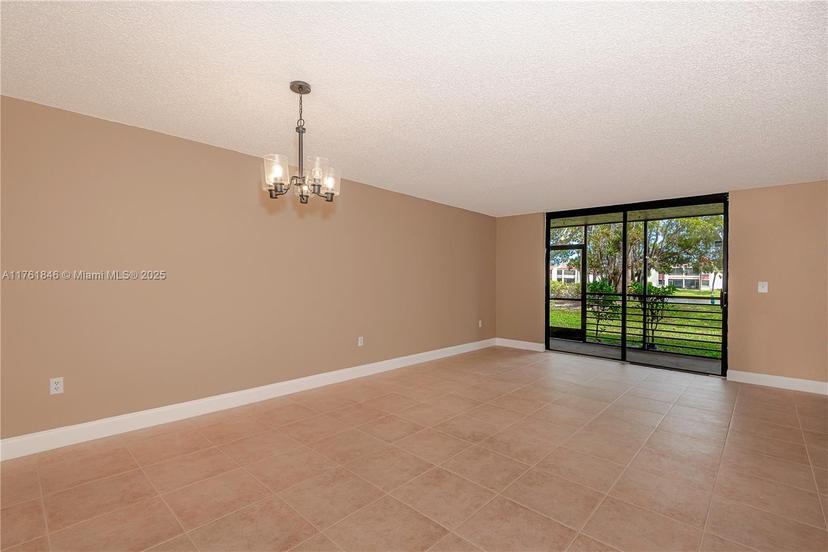 Picture of 901 Colony Point Cir # 102, Pembroke Pines FL 33026