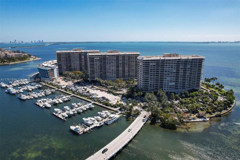 Picture of 1 Grove Isle Dr # A409, Miami FL 33133