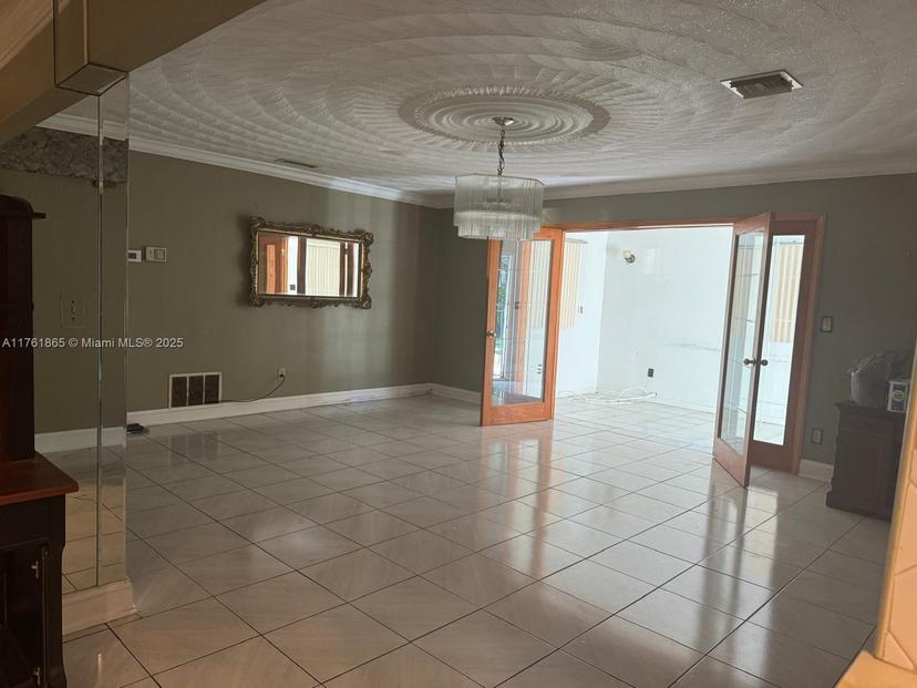 Picture of 4030 NW 187Th St, Miami Gardens FL 33055