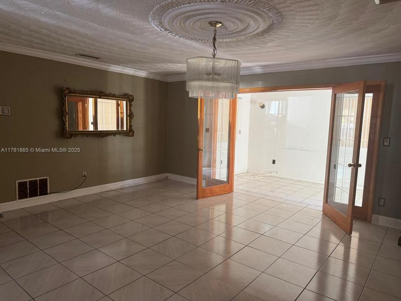 Picture of 4030 NW 187Th St, Miami Gardens FL 33055