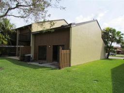 Picture of 4173 SW 87Th Ter # 4173, Davie, FL 33328