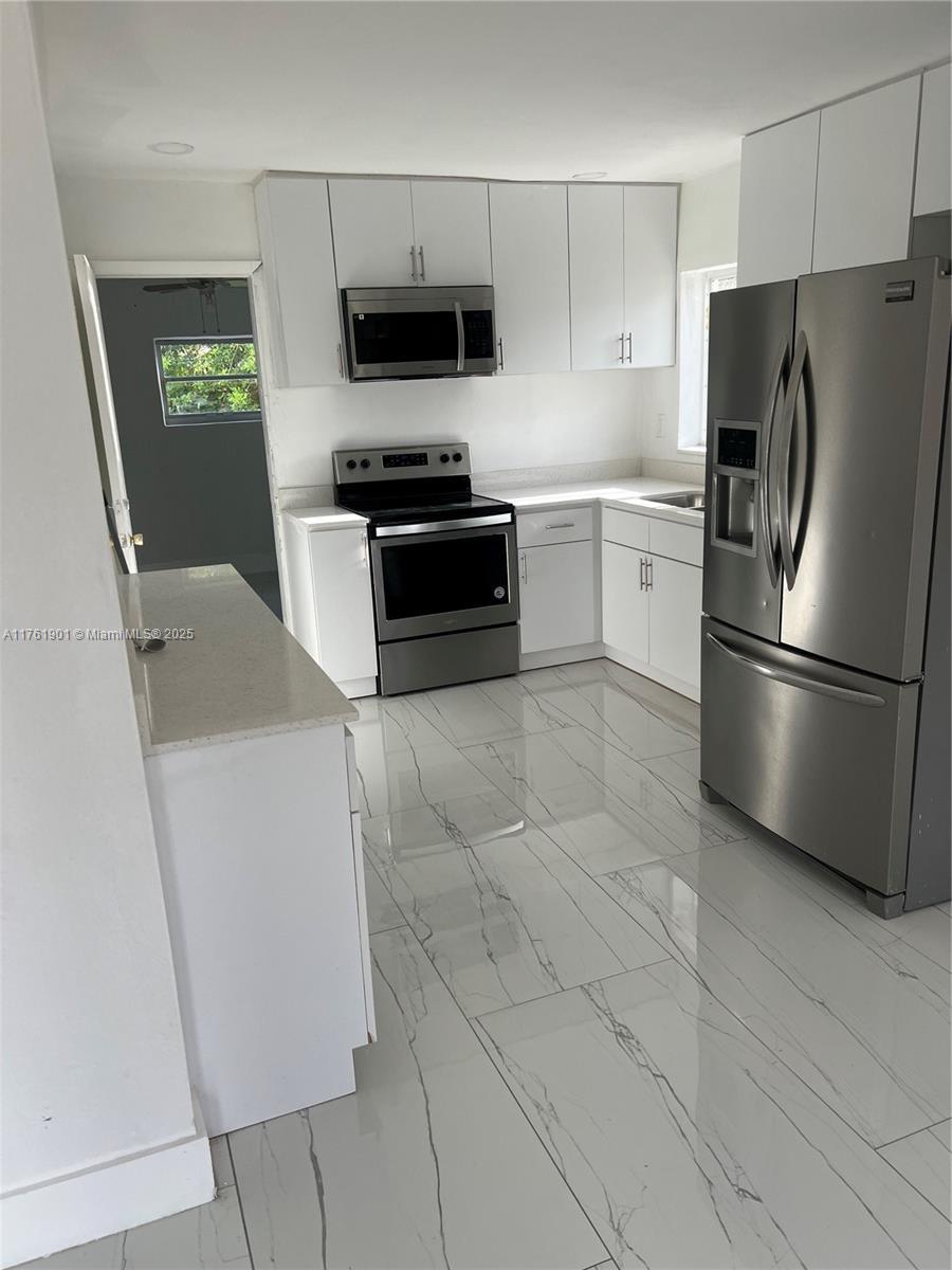 Picture of 20 NE 215Th St, Miami Gardens, FL 33179