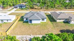Picture of 510 Cottonwood Ave S, Lehigh Acres, FL 33974