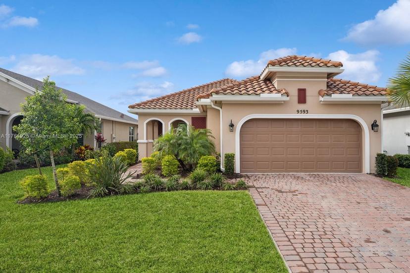 Picture of 9593 SW Royal Poinciana Dr, Port St. Lucie FL 34987