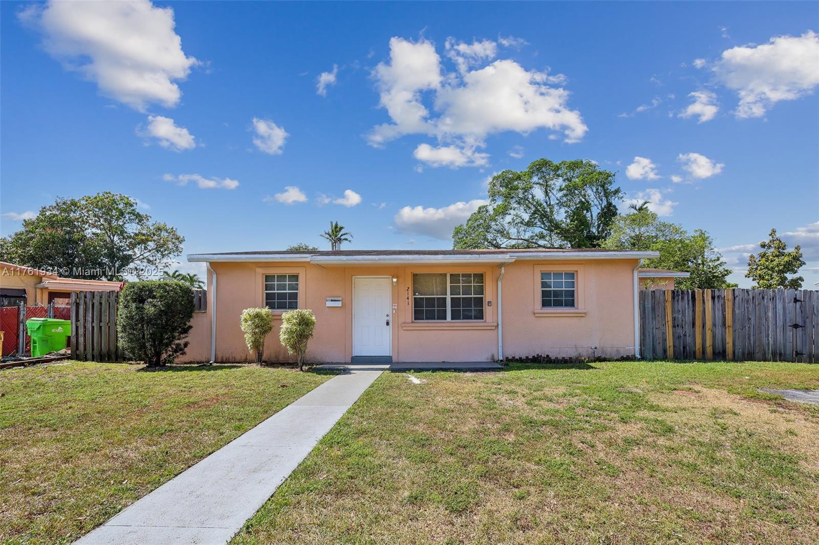 Picture of 2141 NW 61St Ave, Sunrise, FL 33313