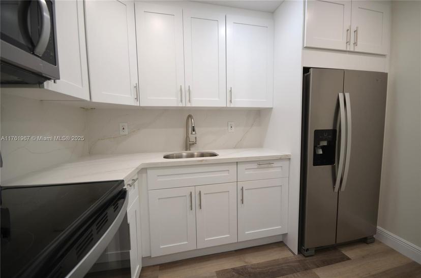 Picture of 6070 W 18Th Ave # 310, Hialeah FL 33012