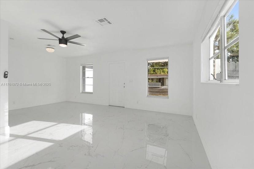 Picture of 6121 Hayes St, Hollywood FL 33024