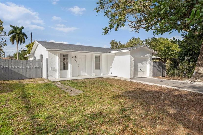 Picture of 6121 Hayes St, Hollywood FL 33024