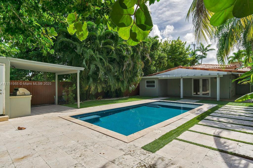 Picture of 443 NE 71St St, Miami, FL 33138