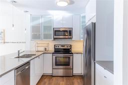 Picture of 5601 Collins Ave # 717, Miami Beach, FL 33140