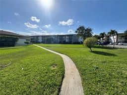 Picture of 16900 NE 14Th Ave # 214, Miami, FL 33162
