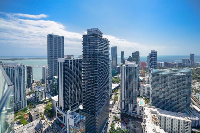 Picture of 45 SW 9Th St # 1107, Miami FL 33130