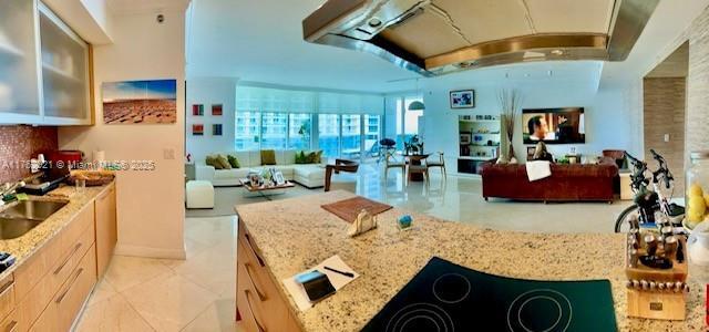 Picture of 1800 S Ocean Dr # 3310, Hallandale Beach FL 33009