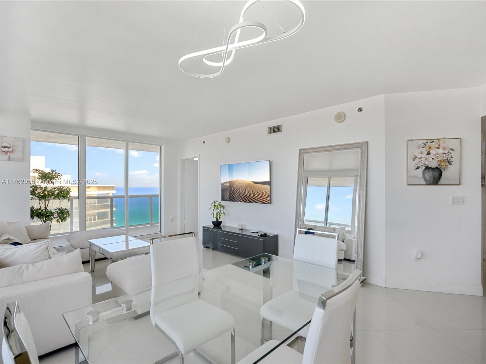 Picture of 1830 S Ocean Dr # 4508, Hallandale Beach, FL 33009