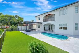 Picture of 6543 SW 162 Path, Miami, FL 33193