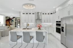 Picture of 6543 SW 162 Path, Miami, FL 33193