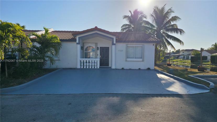 Picture of 17227 NW 74Th Path, Hialeah FL 33015