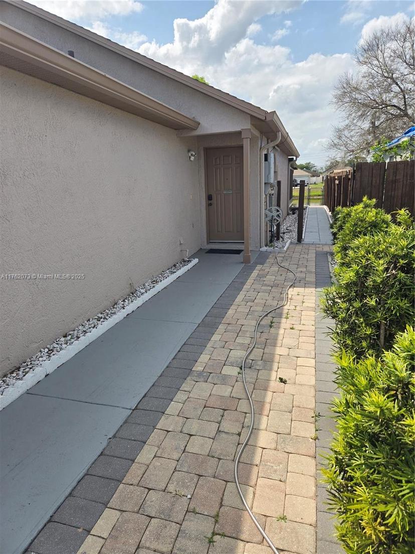 Picture of 8258 Golden Chckasaw, Orlando FL 32825