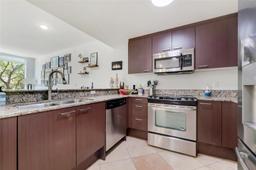 Picture of 3001 SW 27Th Ave # 301, Miami, FL 33133