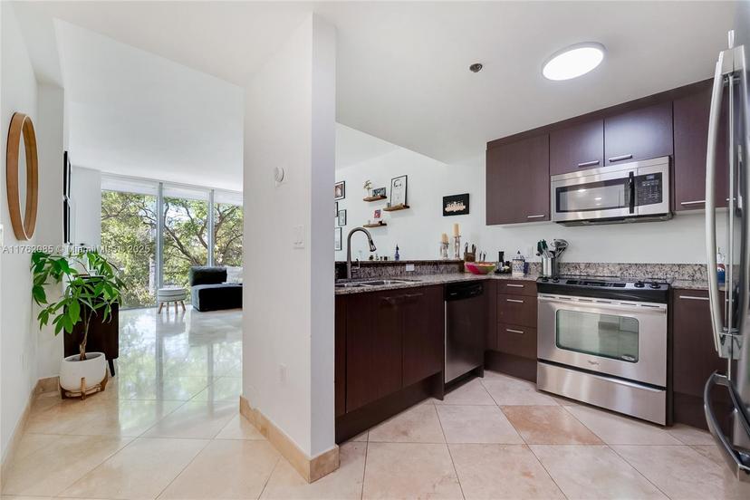 Picture of 3001 SW 27Th Ave # 301, Miami FL 33133