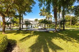 Picture of 5791 Shady Oaks Ln, Naples, FL 34119