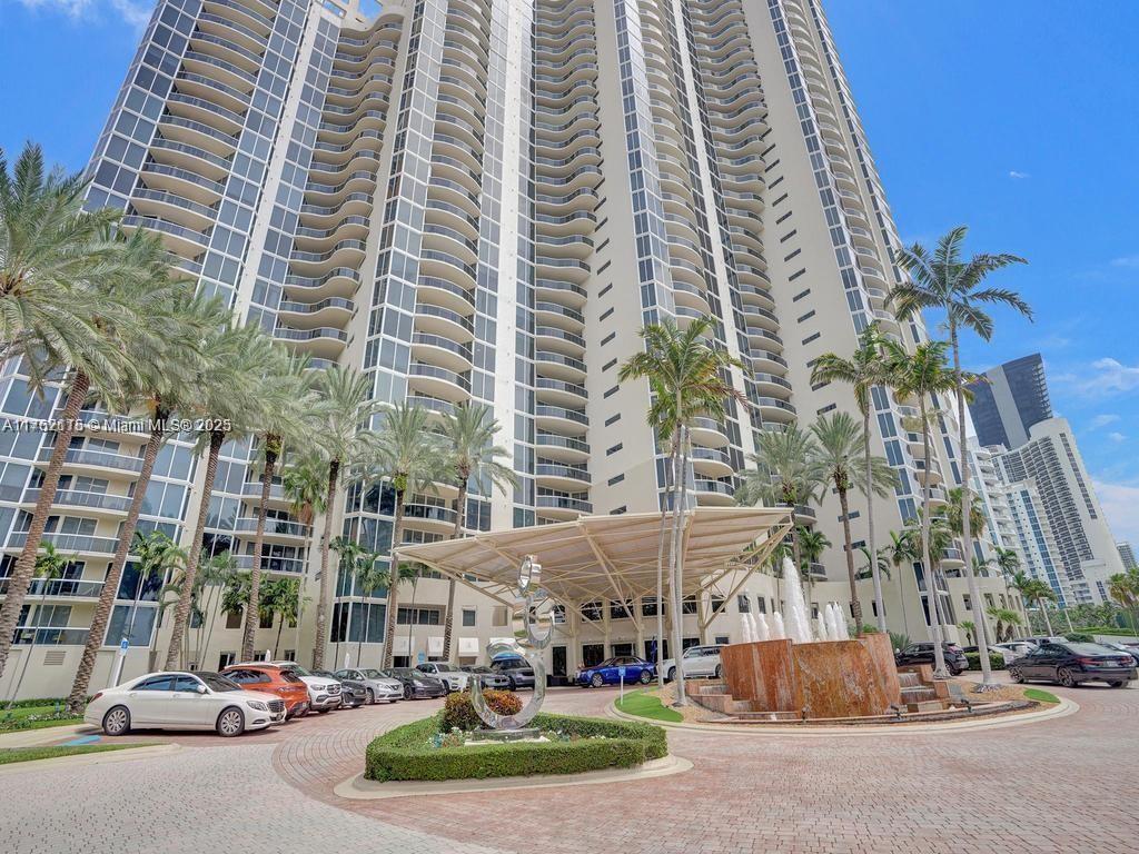 Picture of 17555 Collins Ave # 403, Sunny Isles Beach, FL 33160