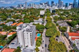 Picture of 2400 SW 3Rd Ave # 506, Miami, FL 33129