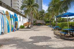 Picture of 6039 Collins Ave # 809, Miami Beach, FL 33140
