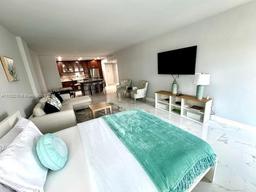 Picture of 19370 Collins Ave # 826, Sunny Isles Beach, FL 33160