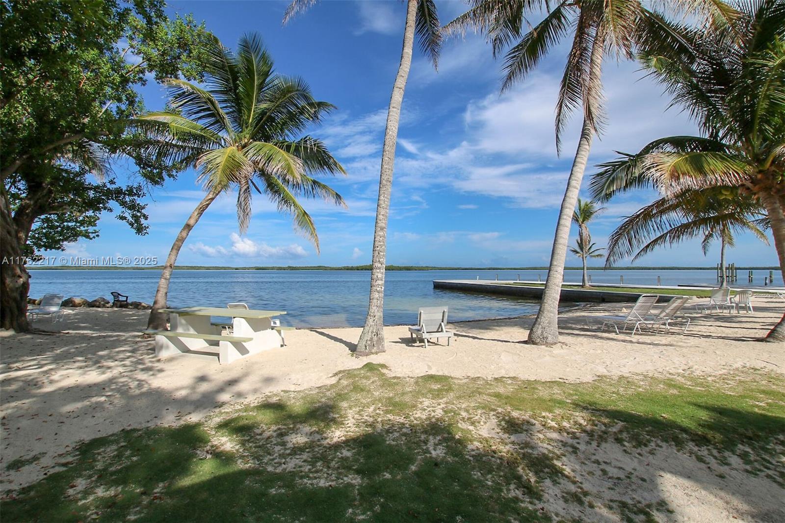Picture of 16 Jewfish Ave, Key Largo, FL 33037