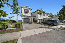 Picture of 493 NW 204Th St, Miami Gardens, FL 33169