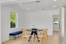 Picture of 919 NW 100Th St, Miami, FL 33150