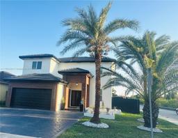 Picture of 15684 SW 9Th Ter, Miami, FL 33194