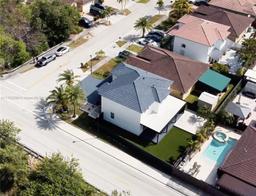 Picture of 15684 SW 9Th Ter, Miami, FL 33194