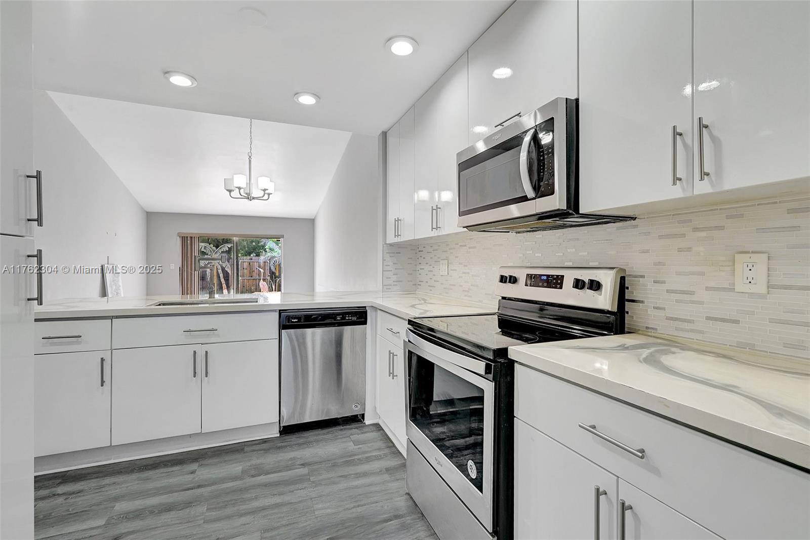 Picture of 2307 N 37Th Ave # 0, Hollywood, FL 33021