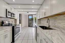 Picture of 4000 Towerside Ter # 302, Miami, FL 33138