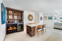 Picture of 100 Lincoln Rd # 947, Miami Beach, FL 33139