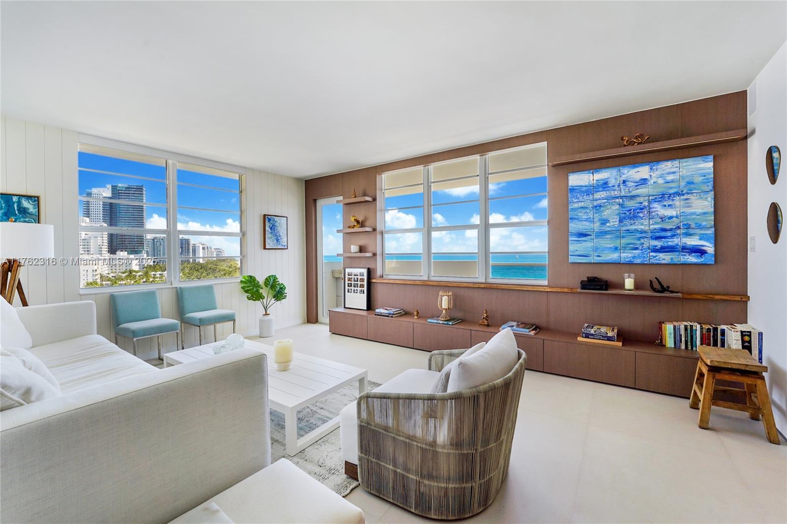 Picture of 100 Lincoln Rd # 947, Miami Beach, FL 33139