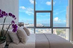 Picture of 851 NE 1St Ave # 2911, Miami, FL 33132