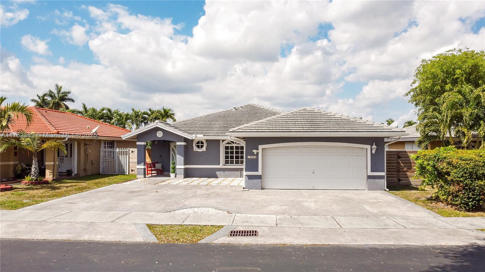 Picture of 16329 SW 78Th Ter, Miami, FL 33193