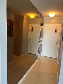 Picture of 1700 NW N River Dr # 308, Miami, FL 33125