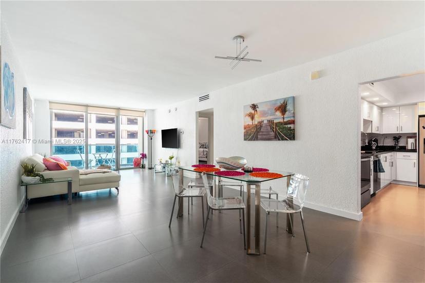 Picture of 4001 S Ocean Dr # 8F, Hollywood FL 33019