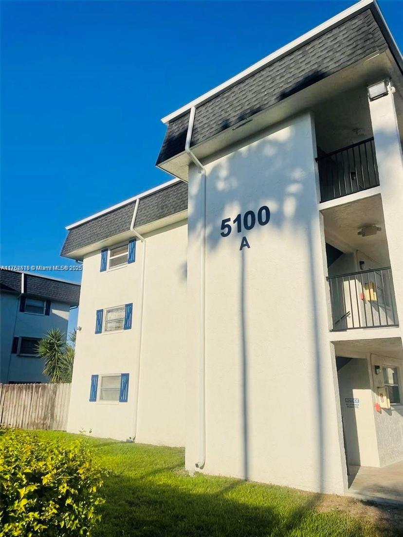 Picture of 5100 SW 64Th Ave # 101, Davie FL 33314